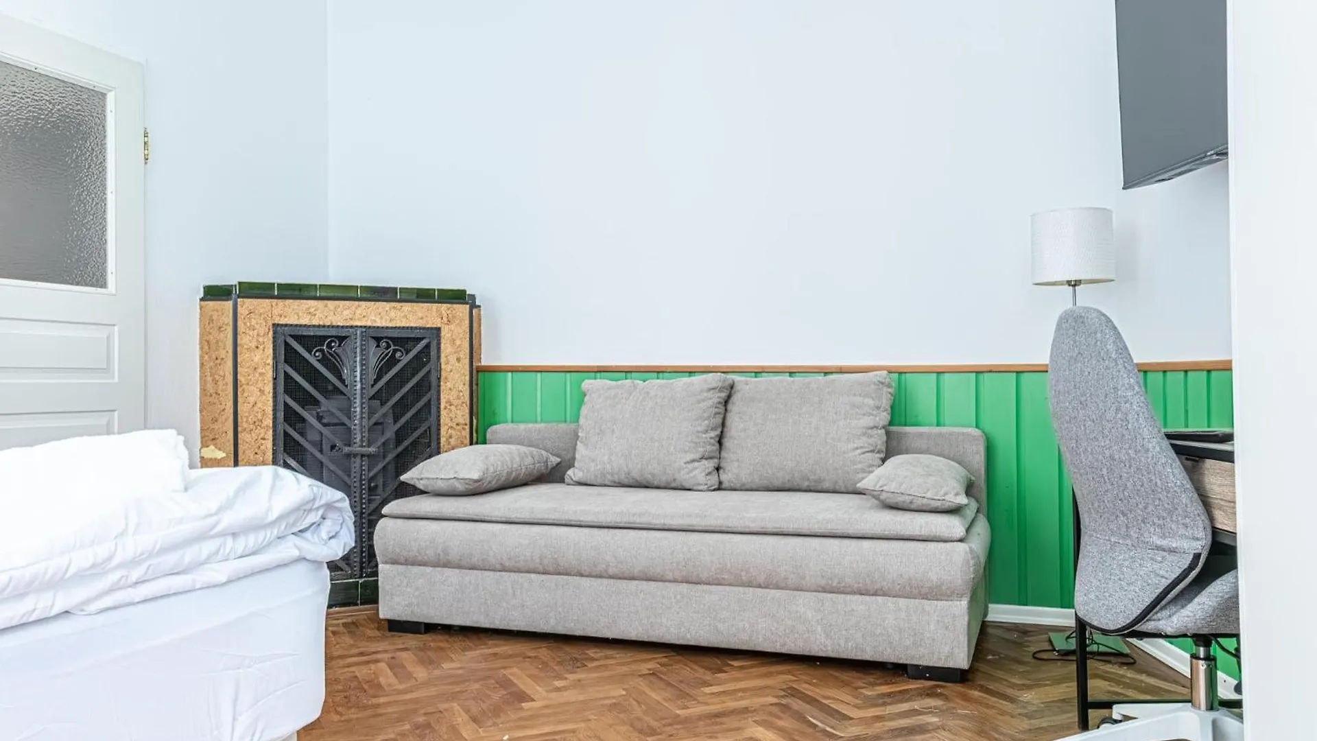 Convenient 3-Br Shared Apt, 15 Min To Landstrasse Hub Vienna 0*,