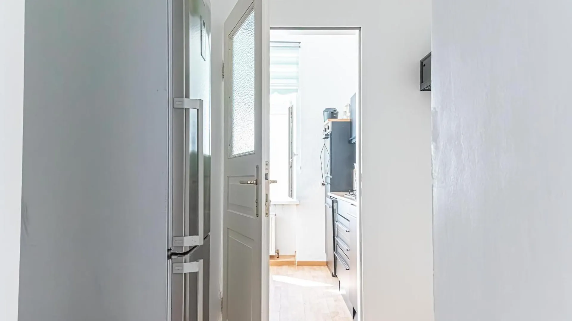 Convenient 3-Br Shared Apt, 15 Min To Landstrasse Hub Vienna