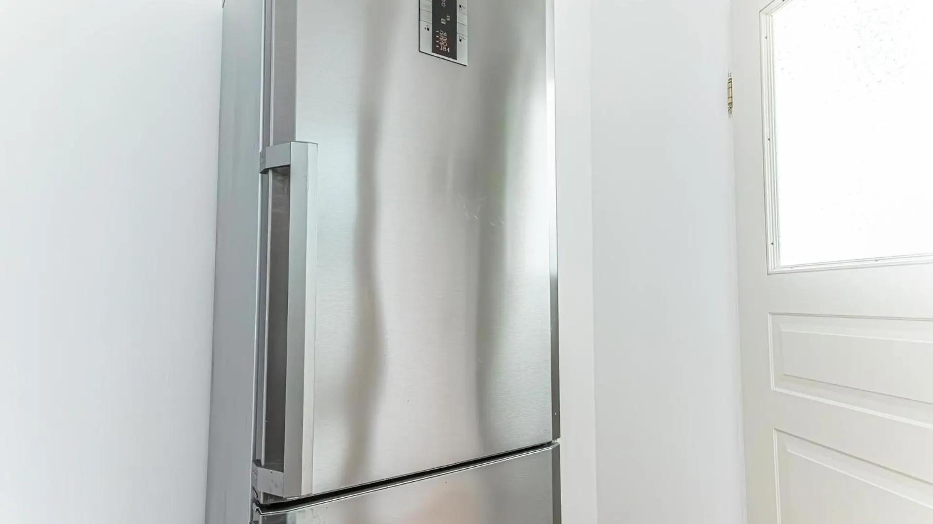 Apartment Convenient 3-Br Shared Apt, 15 Min To Landstrasse Hub Vienna