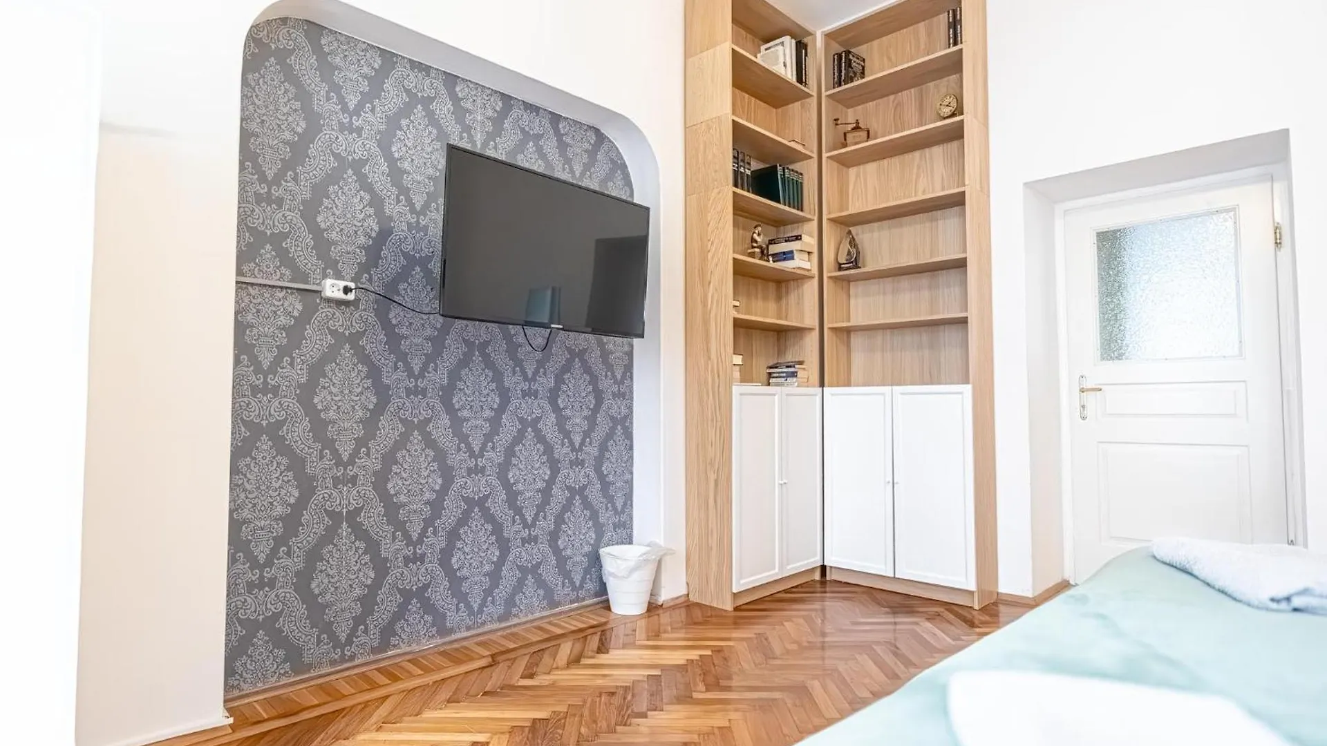 Convenient 3-Br Shared Apt, 15 Min To Landstrasse Hub Vienna