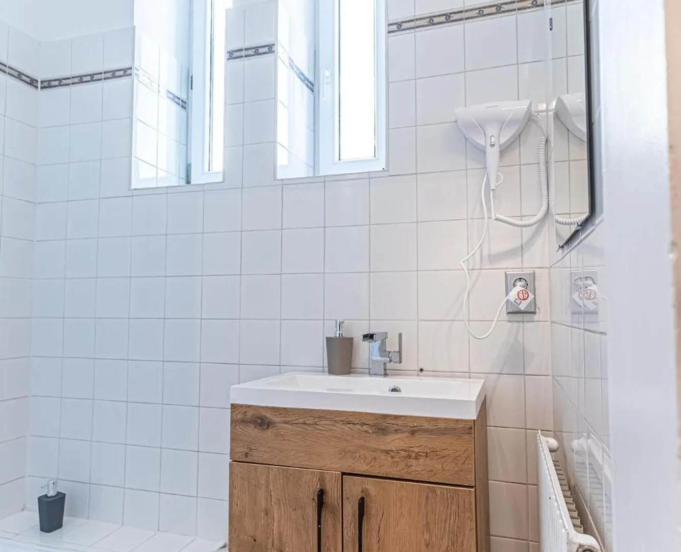 Convenient 3-Br Shared Apt, 15 Min To Landstrasse Hub Vienna